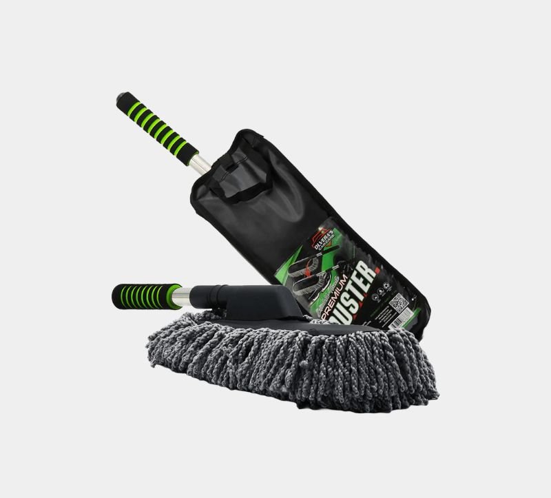 Olvera’s extendable microfiber duster for cars, trucks, and RVs